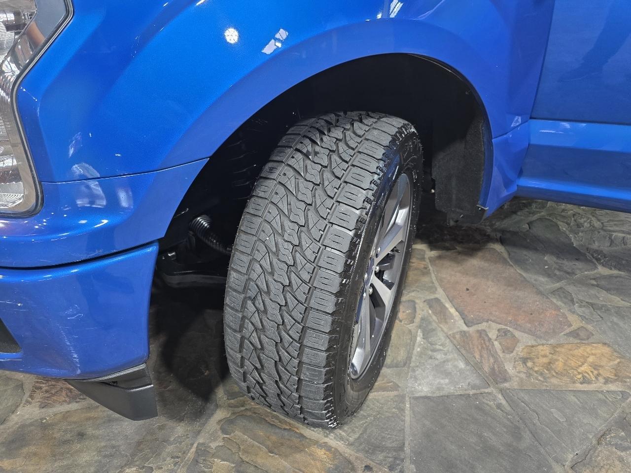 Ford F-150 2WD Supercab Flareside 145" STX 2019