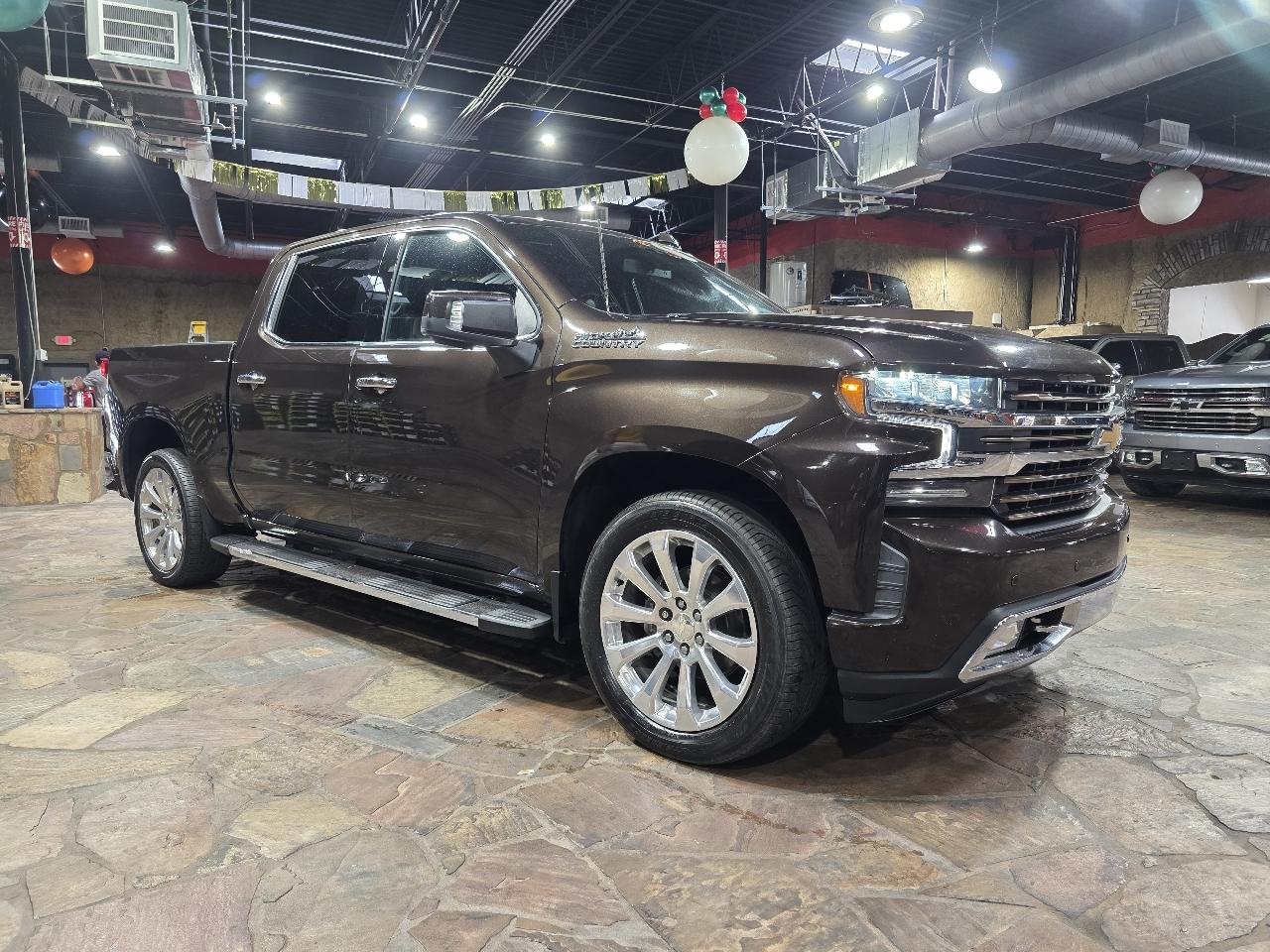 Chevrolet Silverado 1500 2WD Crew Cab 147" High Country 2019