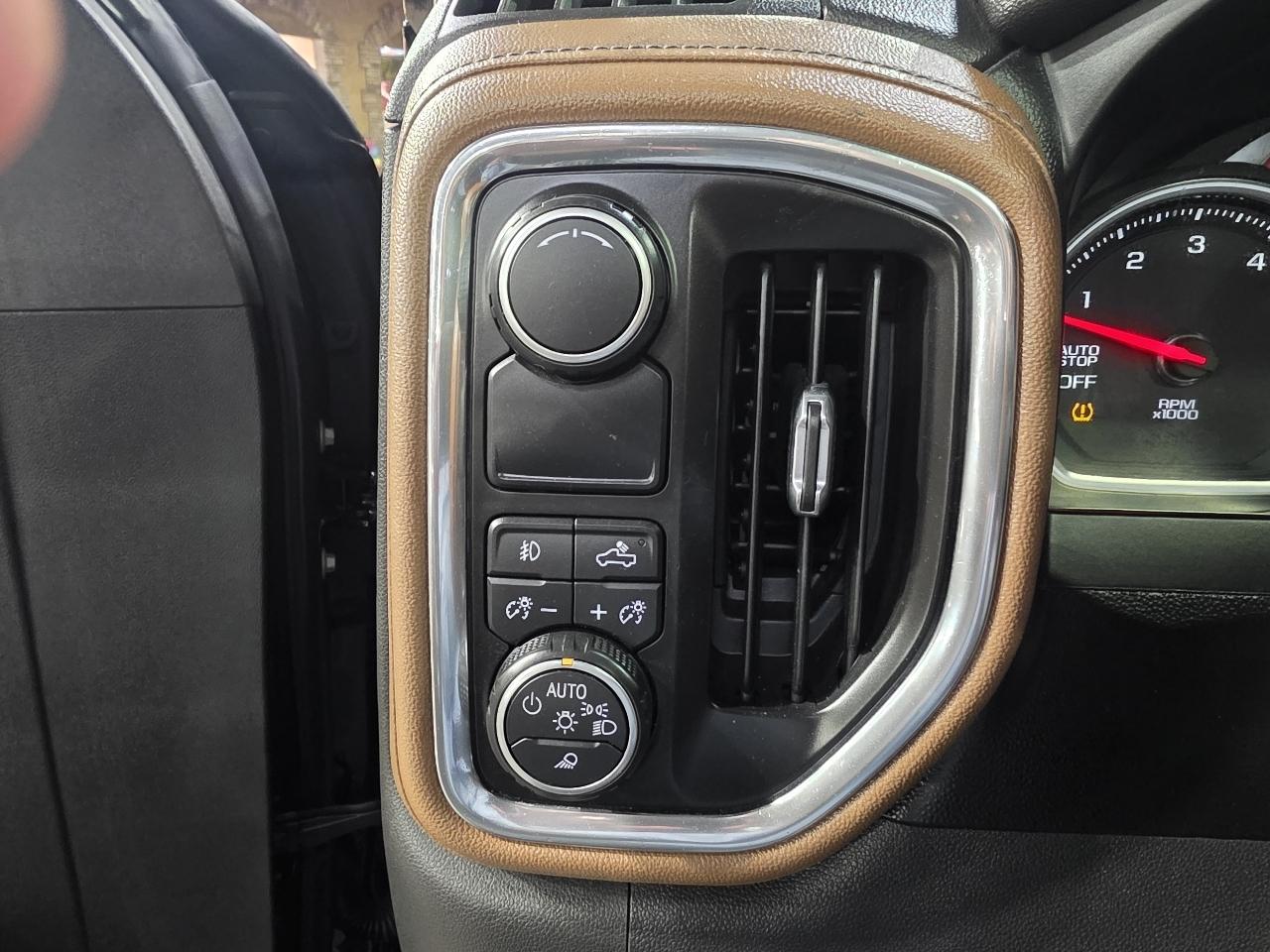 Chevrolet Silverado 1500 2WD Crew Cab 147" High Country 2019