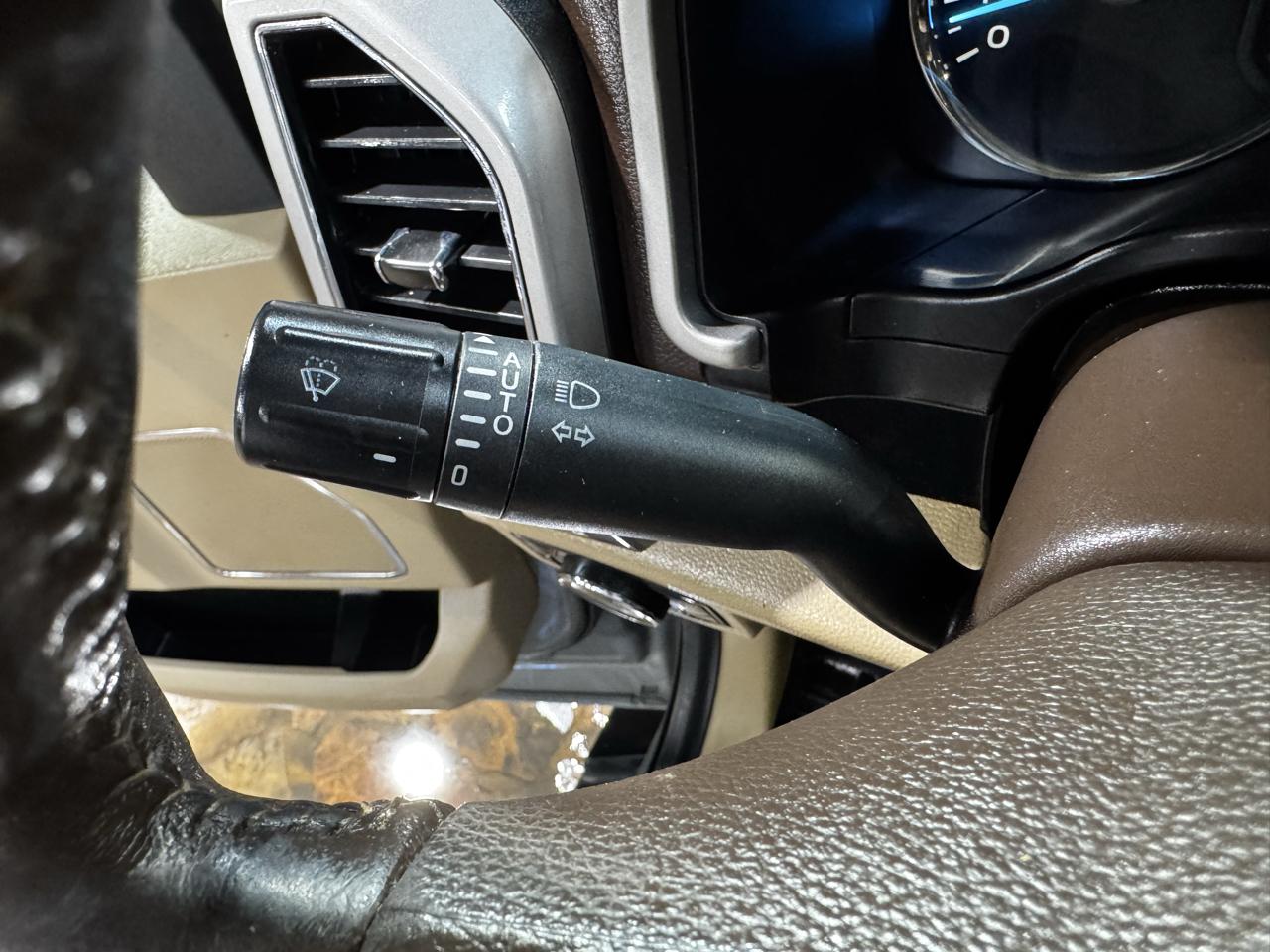Ford F-150 Lariat SuperCrew 5.5-ft. Bed 4WD 2020