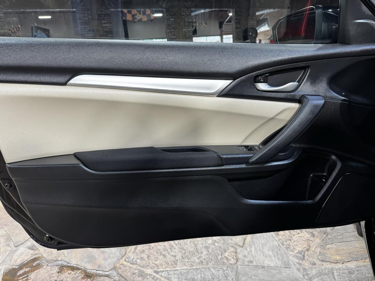 Honda Civic Coupe 2dr CVT LX 2016