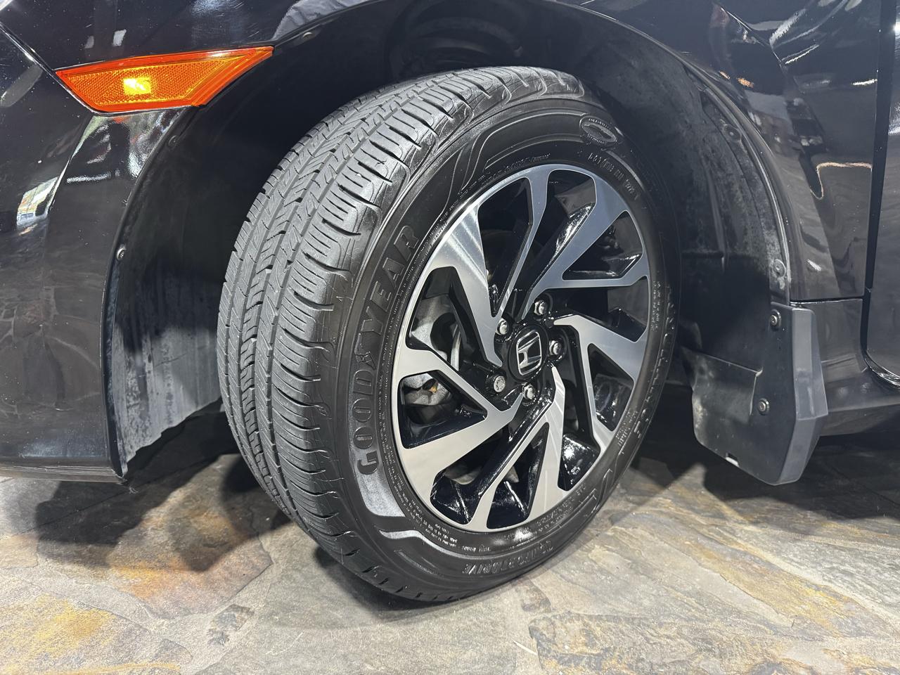 Honda Civic Coupe 2dr CVT LX 2016