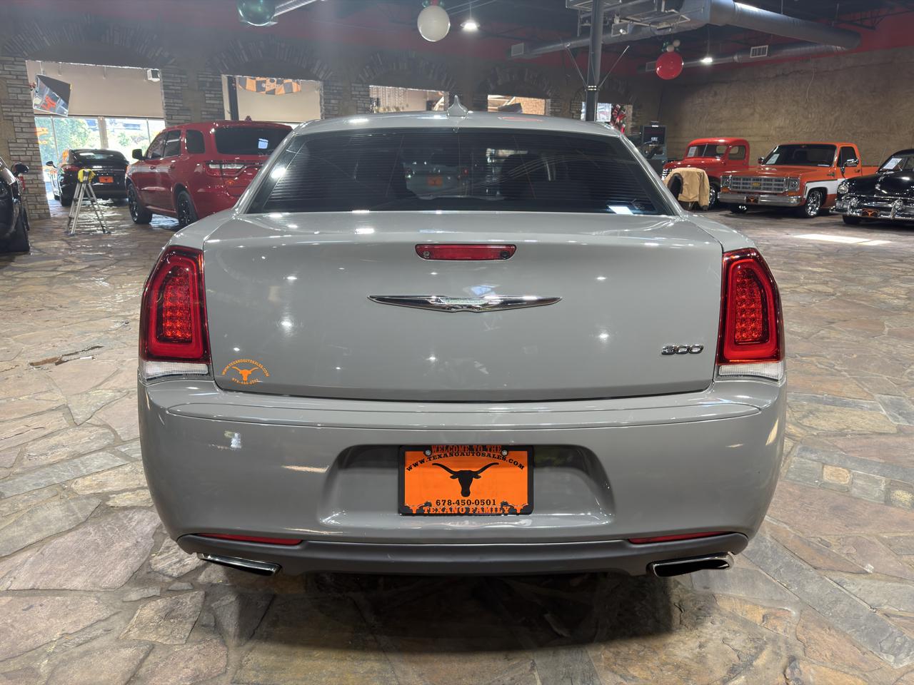 Chrysler 300 Touring RWD 2018