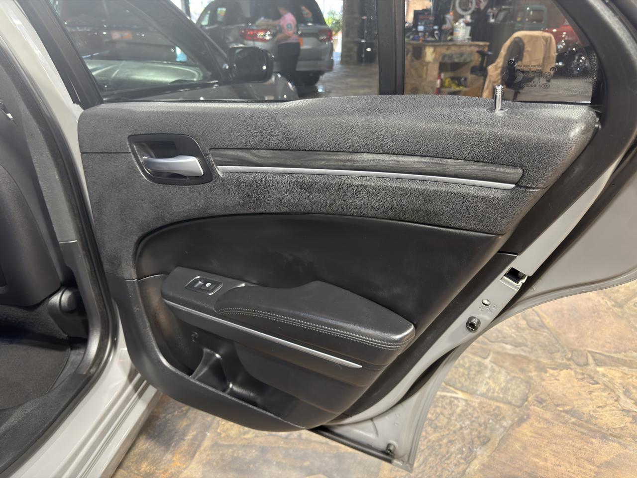 Chrysler 300 Touring RWD 2018