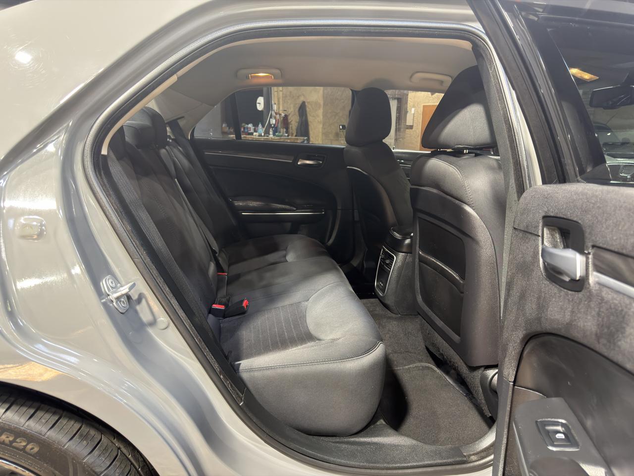 Chrysler 300 Touring RWD 2018