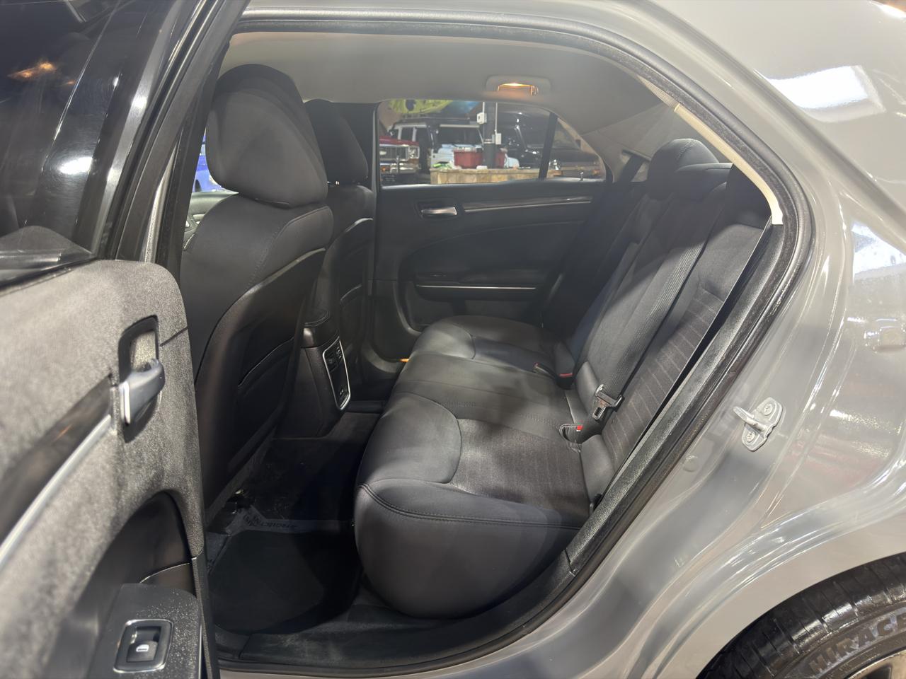Chrysler 300 Touring RWD 2018