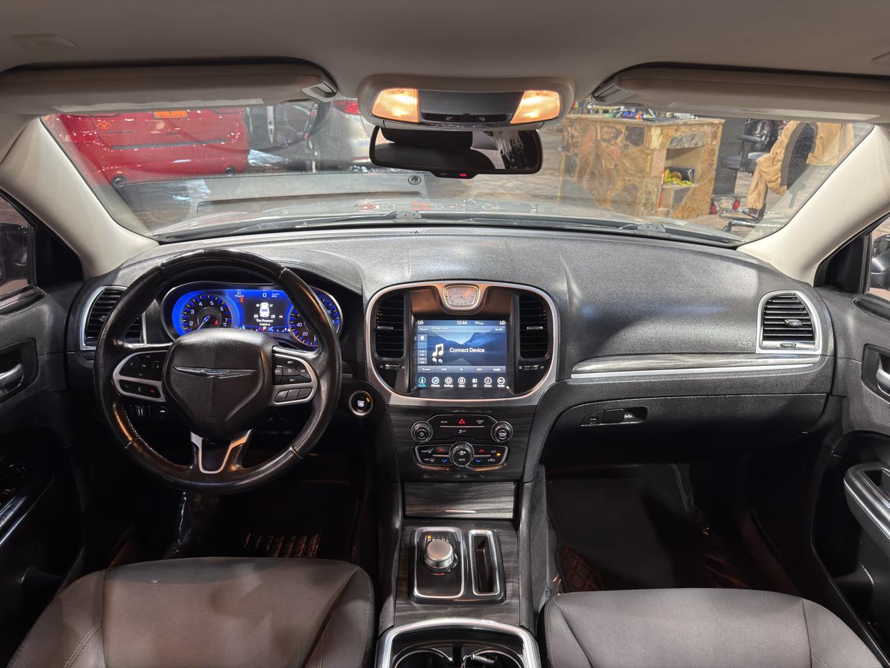 Chrysler 300 Touring RWD 2018