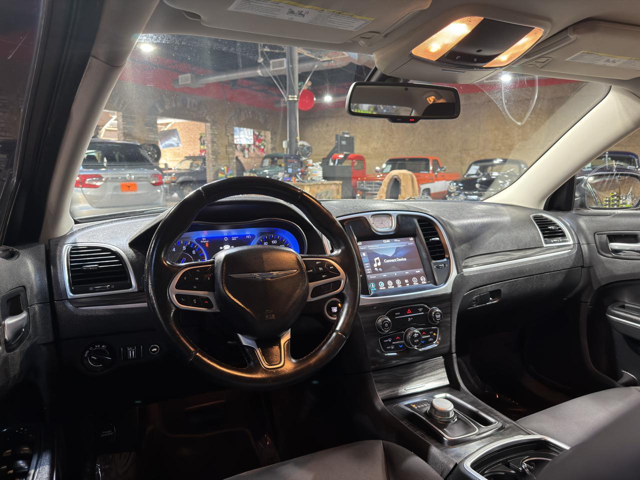 Chrysler 300 Touring RWD 2018