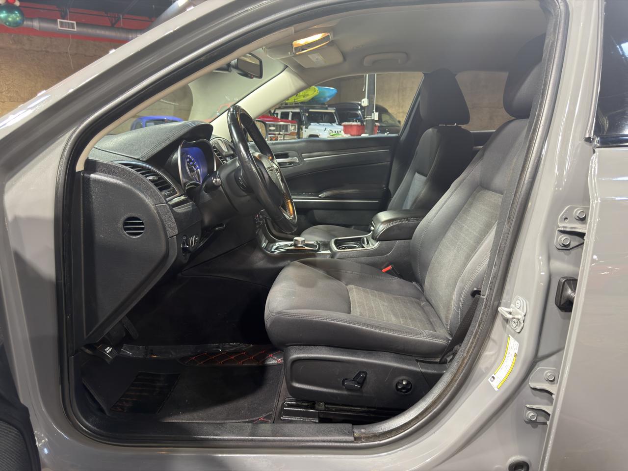 Chrysler 300 Touring RWD 2018