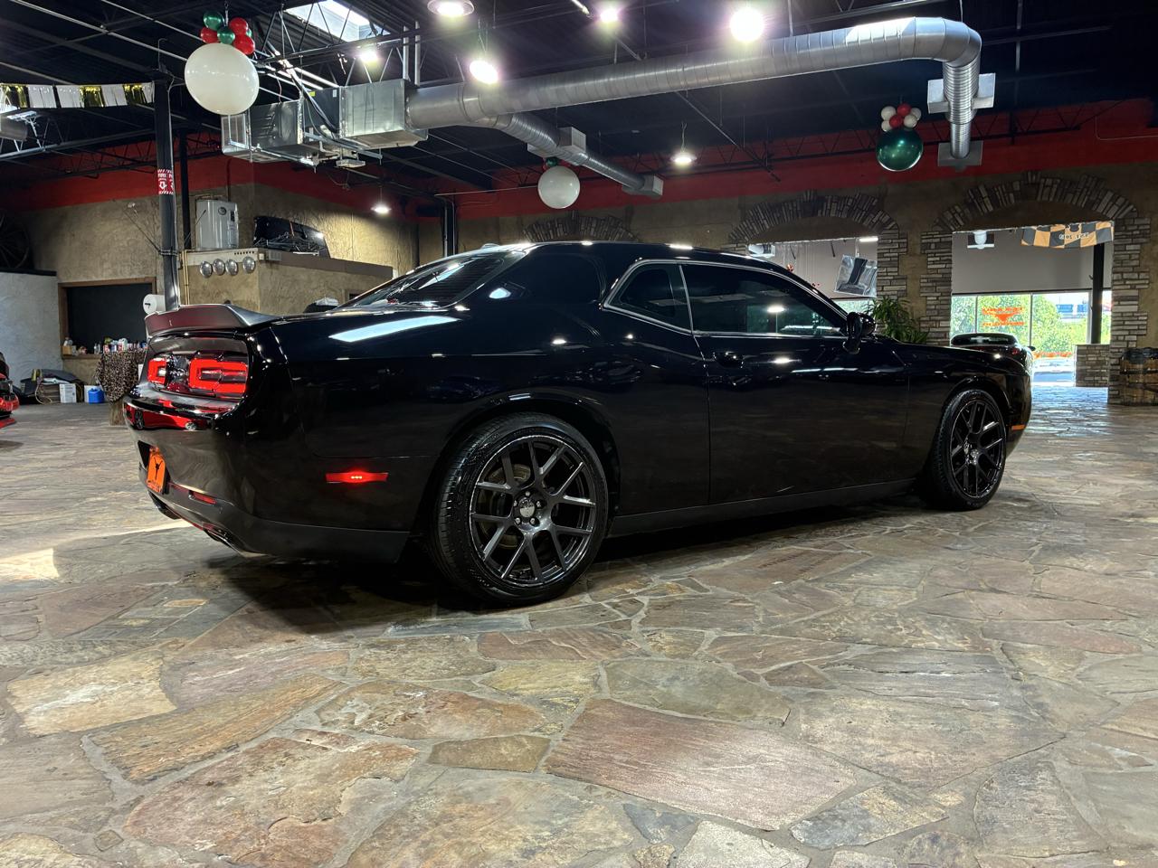 Dodge Challenger 2dr Cpe R/T Shaker 2016