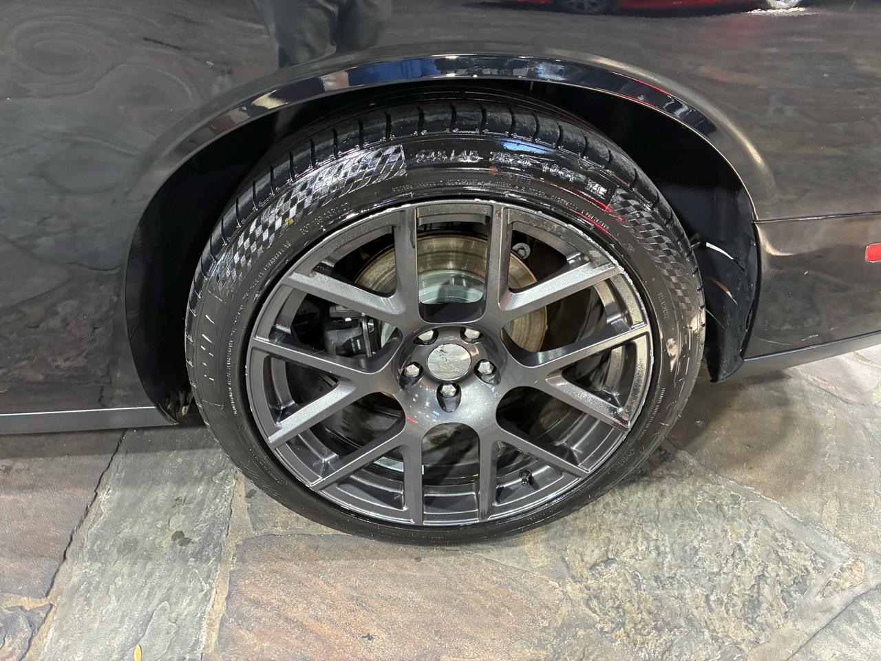 Dodge Challenger 2dr Cpe R/T Shaker 2016