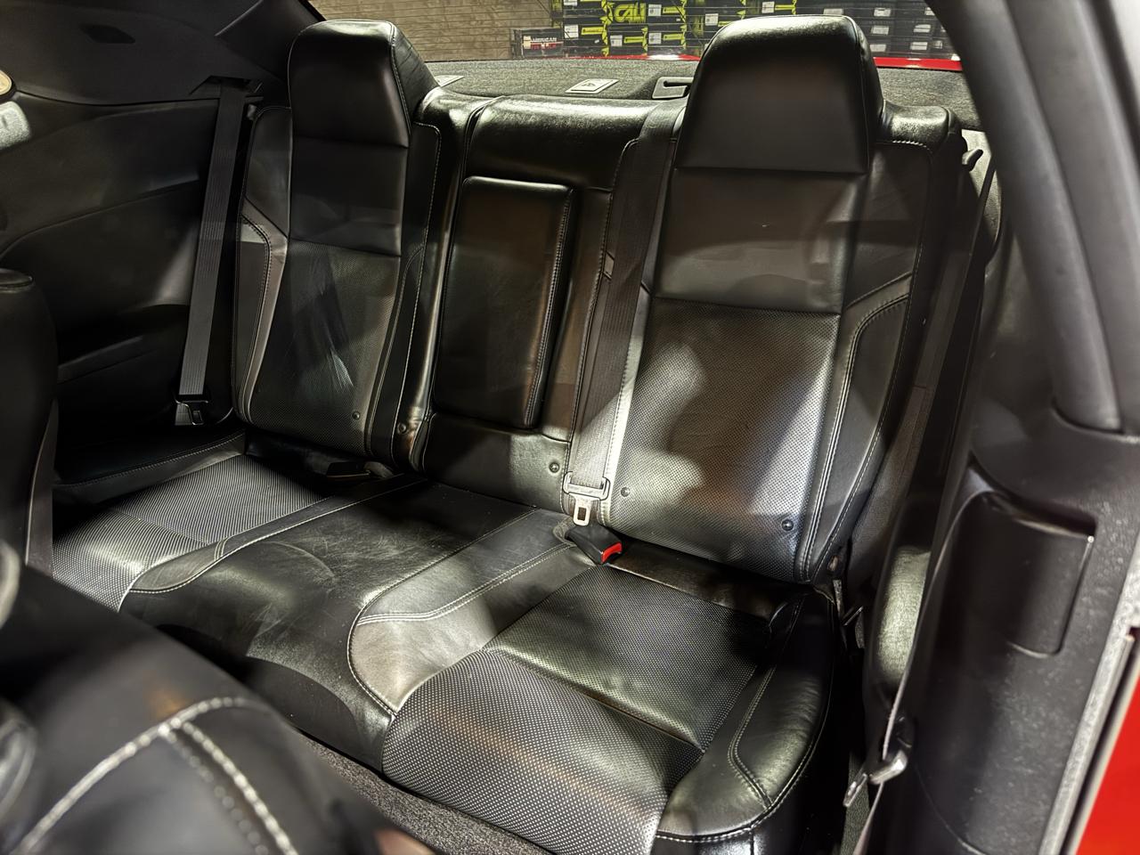 Dodge Challenger 2dr Cpe SXT Plus 2016