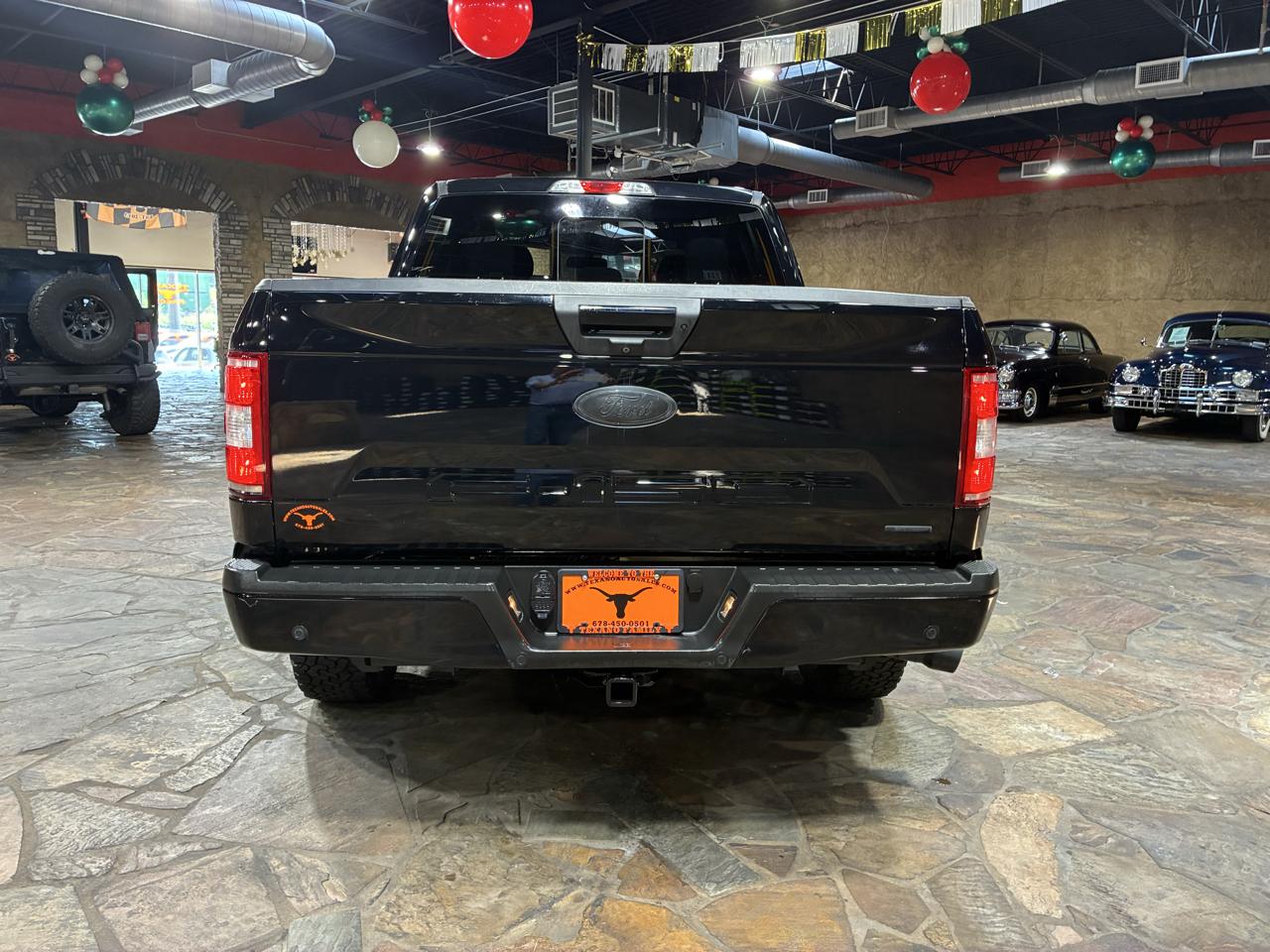 Ford F-150 2WD SuperCrew 139" XLT 2018