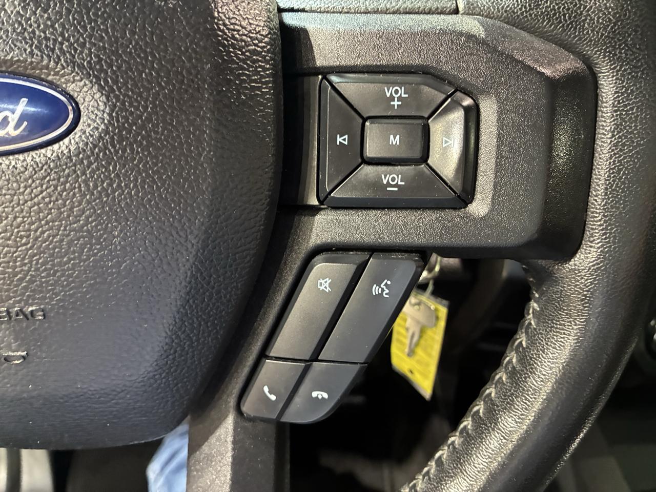 Ford F-150 2WD SuperCrew 139" XLT 2018