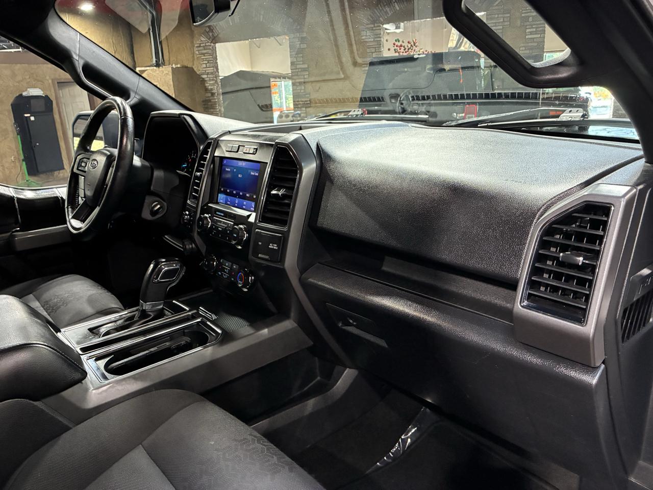 Ford F-150 4WD SuperCab 145" FX4 2020