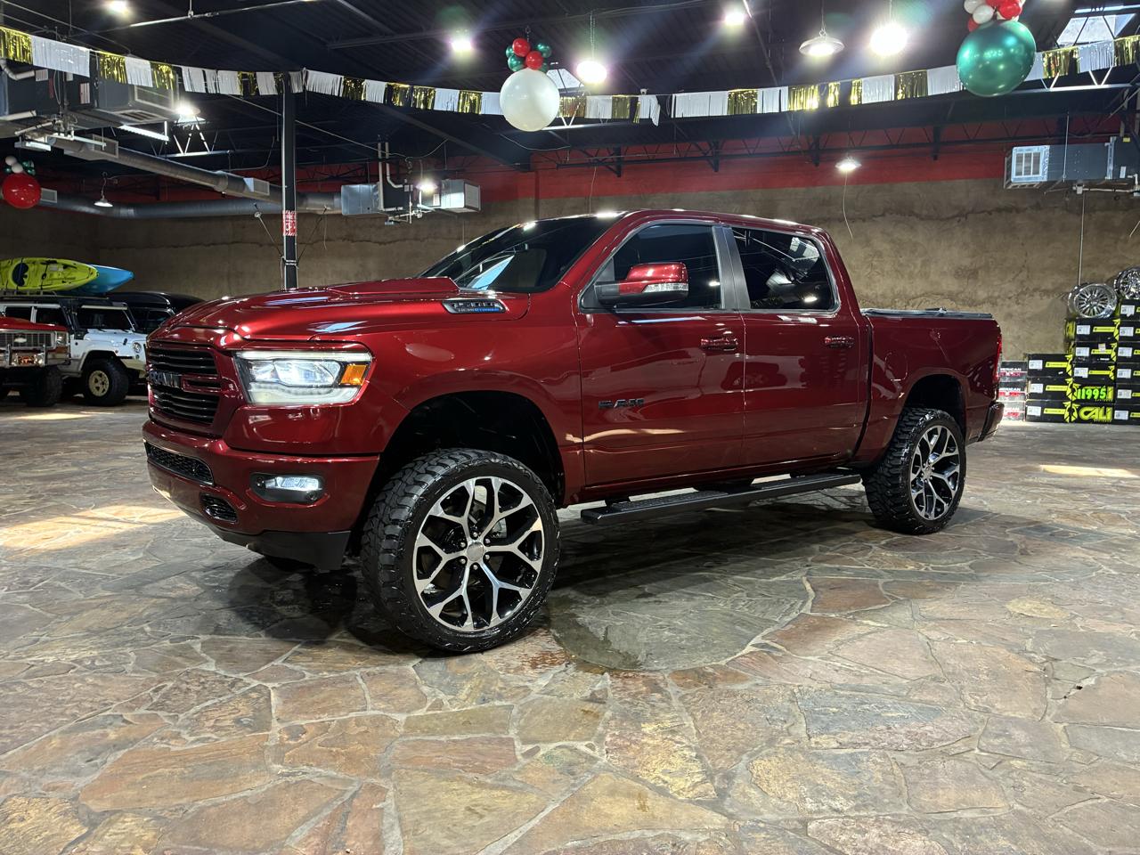 RAM 1500 Big Horn 4x4 Crew Cab 5'7" Box 2021
