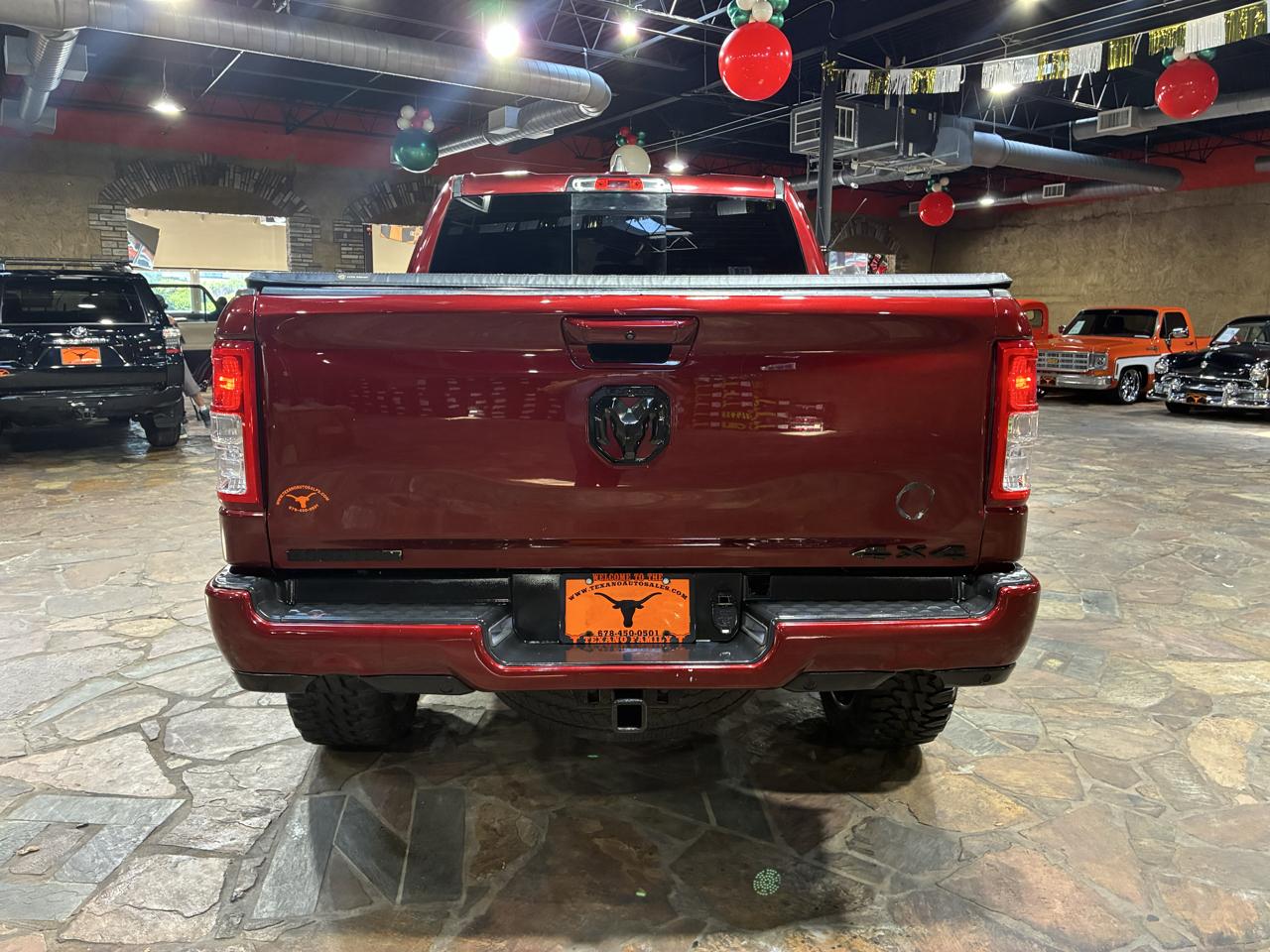 RAM 1500 Big Horn 4x4 Crew Cab 5'7" Box 2021