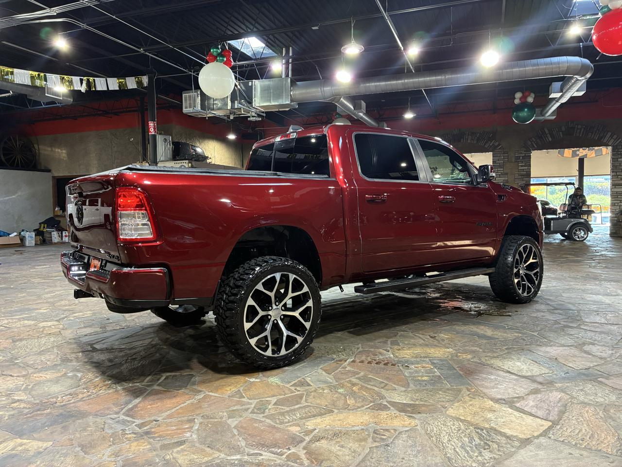 RAM 1500 Big Horn 4x4 Crew Cab 5'7" Box 2021