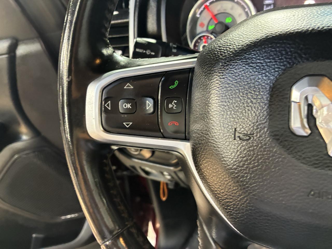 RAM 1500 Big Horn 4x4 Crew Cab 5'7" Box 2021