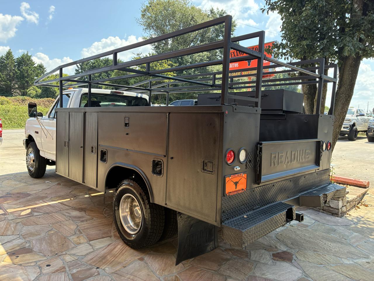Ford Super Duty F-350 DRW 2WD Reg Cab 137" XLT 1996