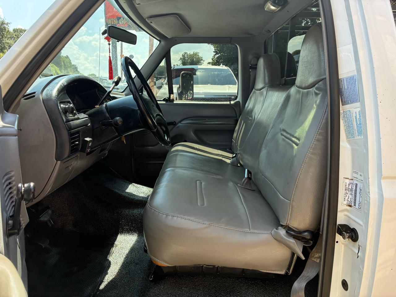 Ford Super Duty F-350 DRW 2WD Reg Cab 137" XLT 1996