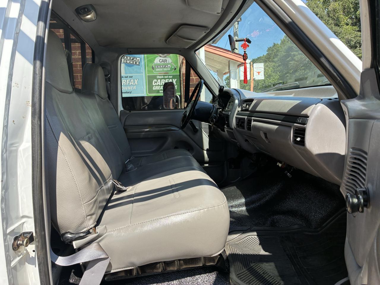 Ford Super Duty F-350 DRW 2WD Reg Cab 137" XLT 1996