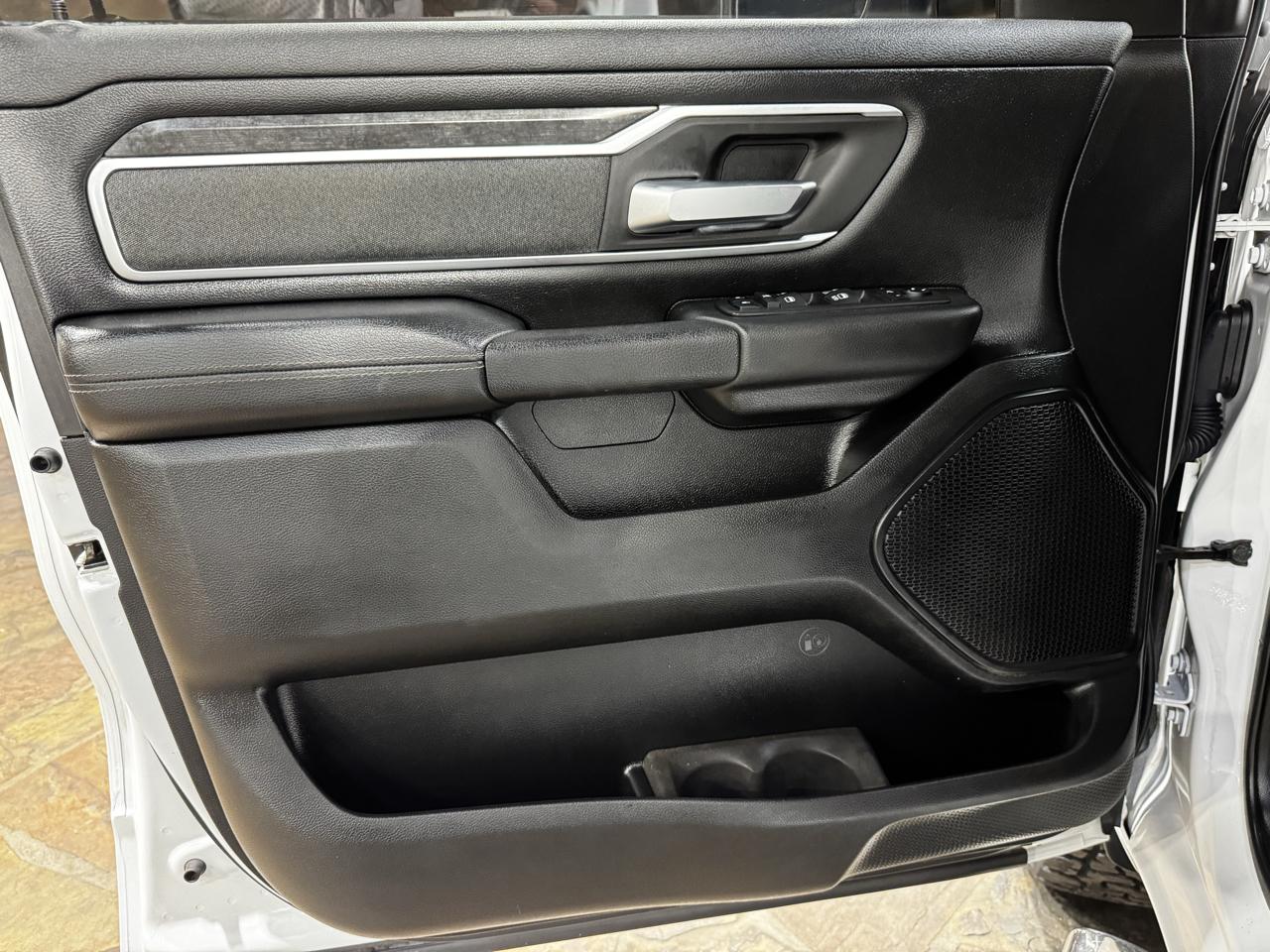 RAM 1500 Big Horn/Lone Star 4x2 Crew Cab 5'7" Box 2019