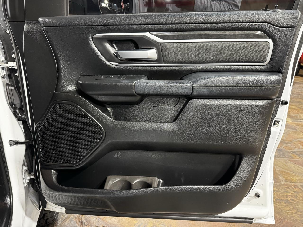 RAM 1500 Big Horn/Lone Star 4x2 Crew Cab 5'7" Box 2019