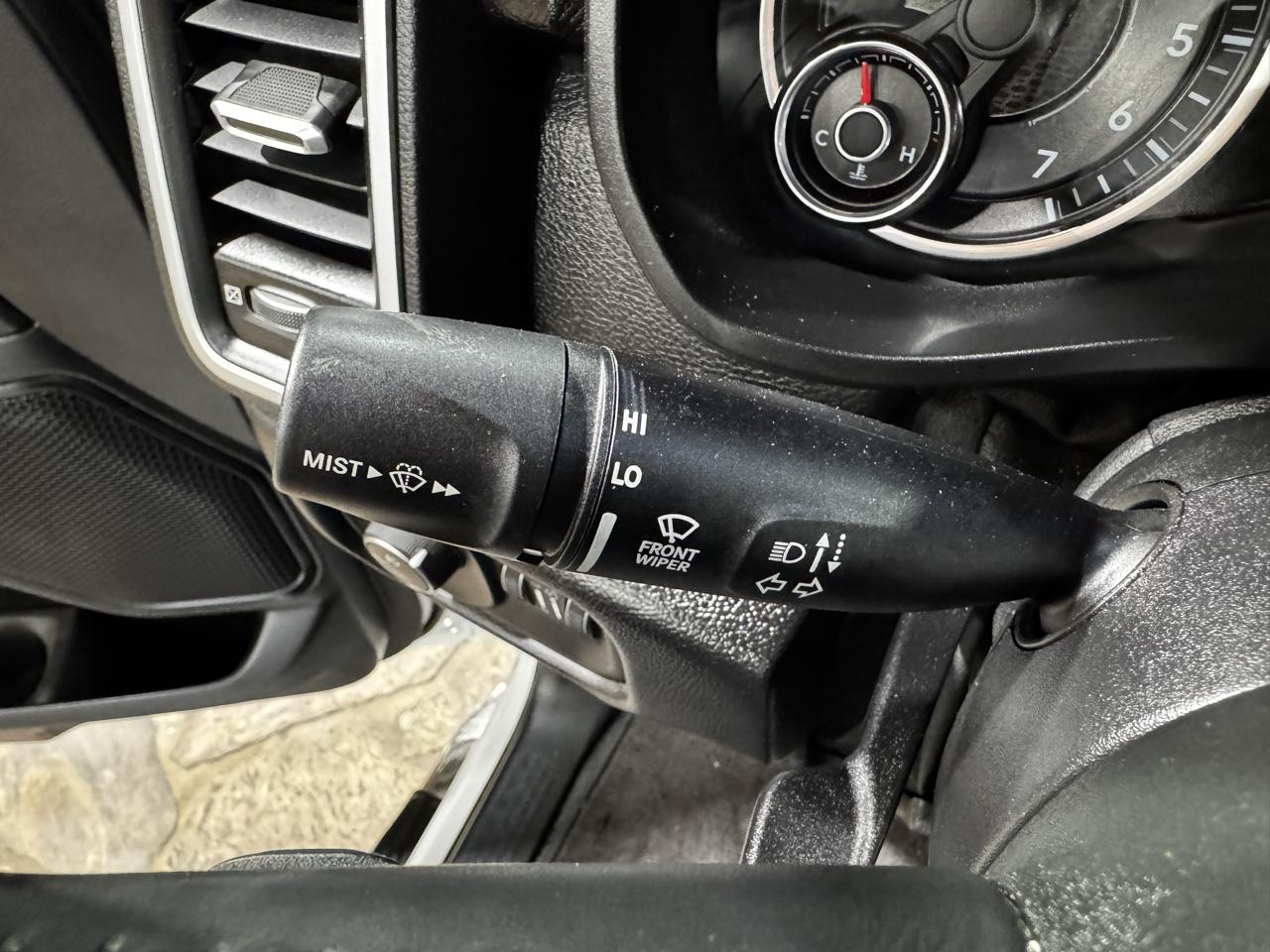 RAM 1500 Big Horn/Lone Star 4x2 Crew Cab 5'7" Box 2019