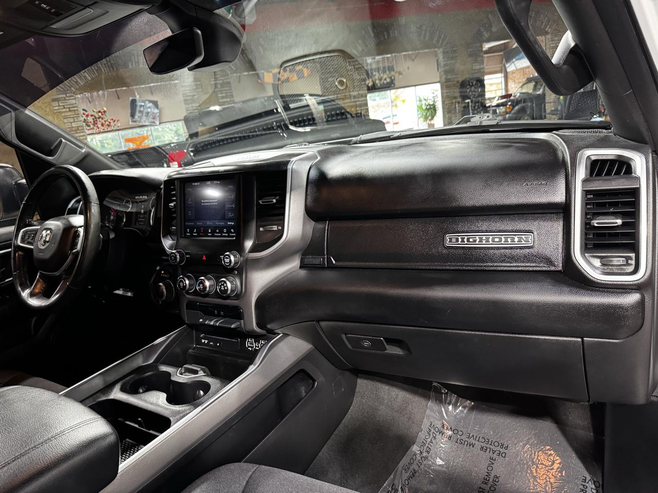 RAM 1500 Big Horn/Lone Star 4x2 Crew Cab 5'7" Box 2019