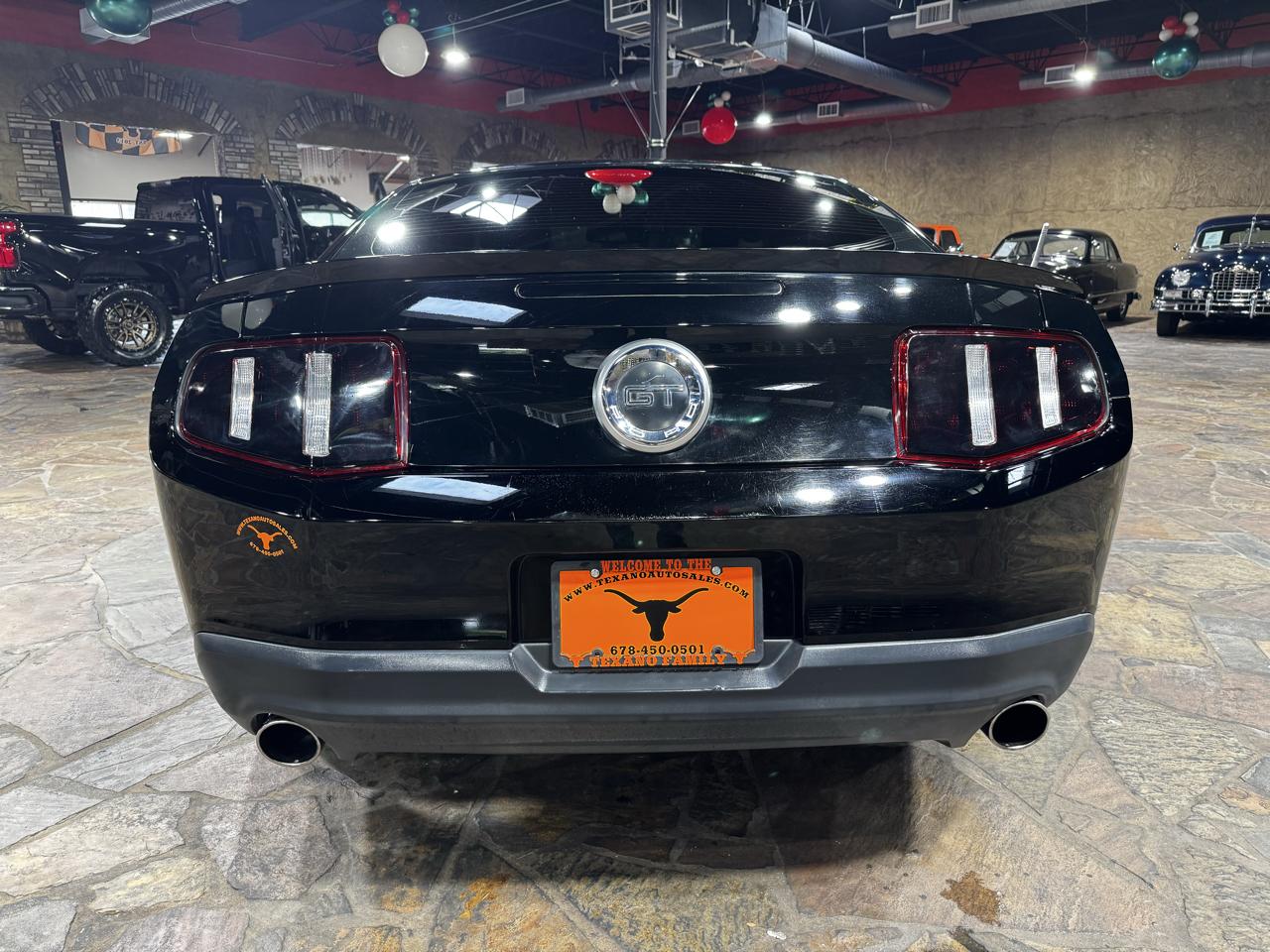 Ford Mustang 2dr Cpe GT 2010