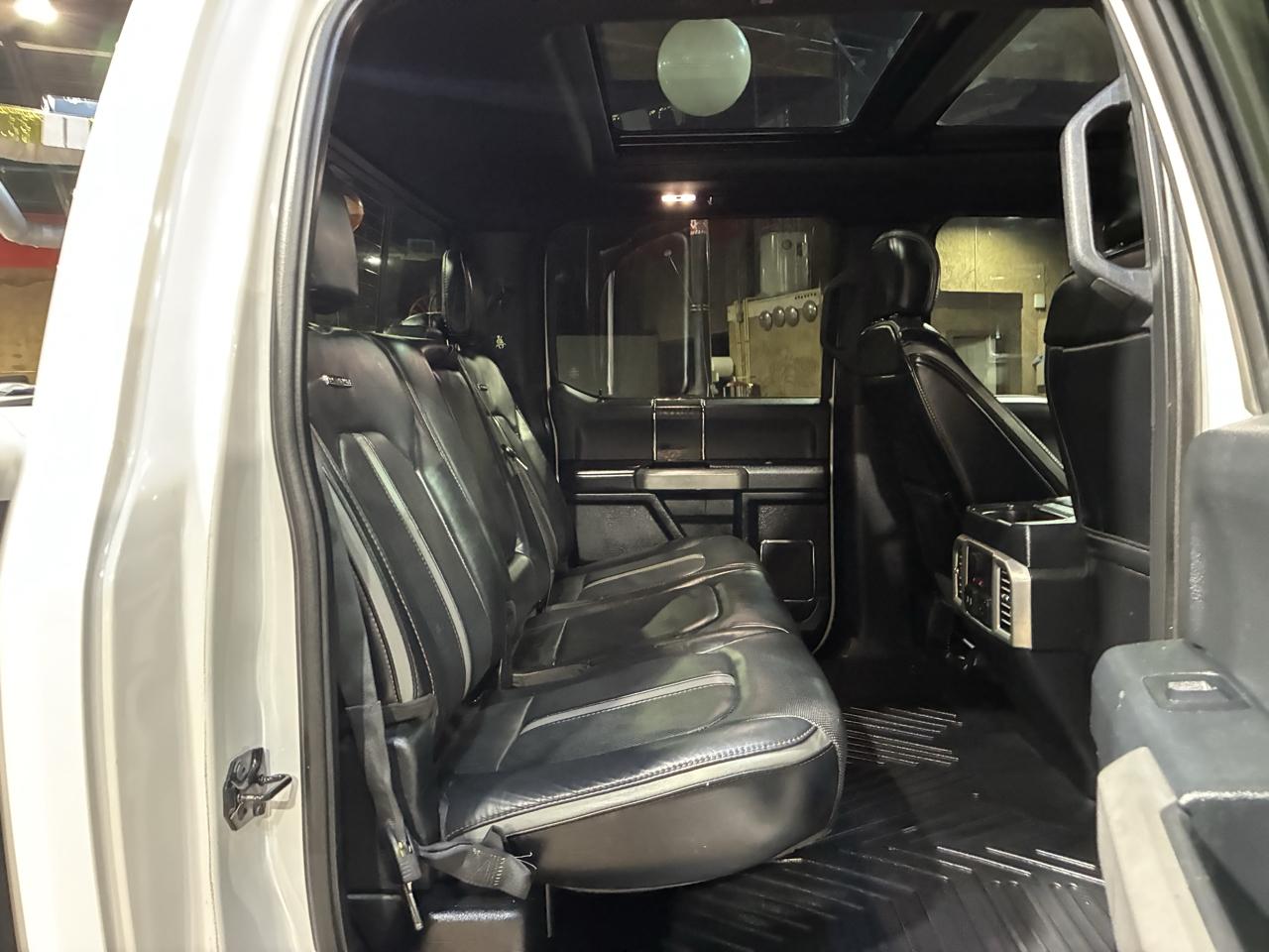 Ford F-150 4WD SuperCrew 157" Platinum 2018