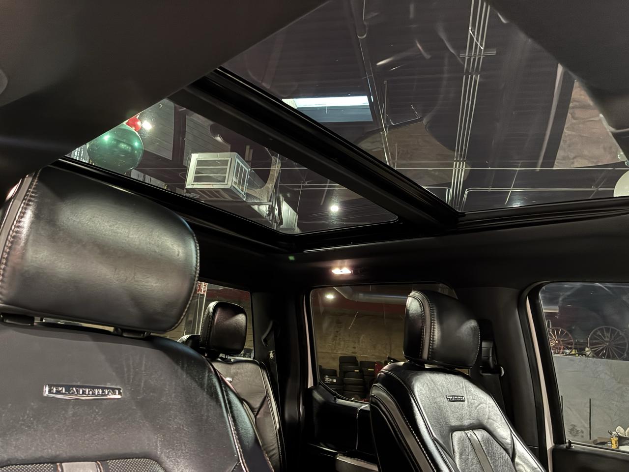 Ford F-150 4WD SuperCrew 157" Platinum 2018