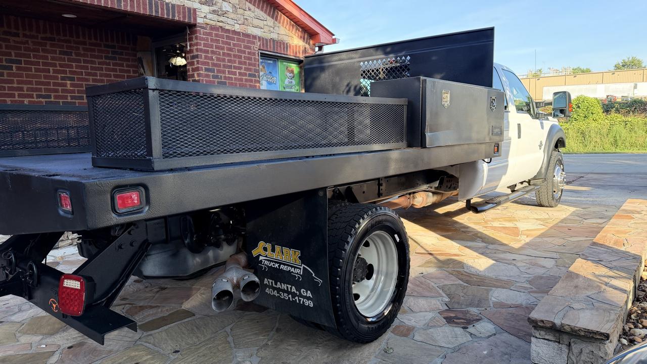 Ford Super Duty F-450 DRW 2WD Crew Cab 200" WB 84" CA Lariat 2016