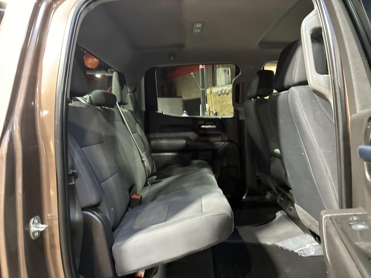 Chevrolet Silverado 1500 4WD Crew Cab 157" Custom 2019