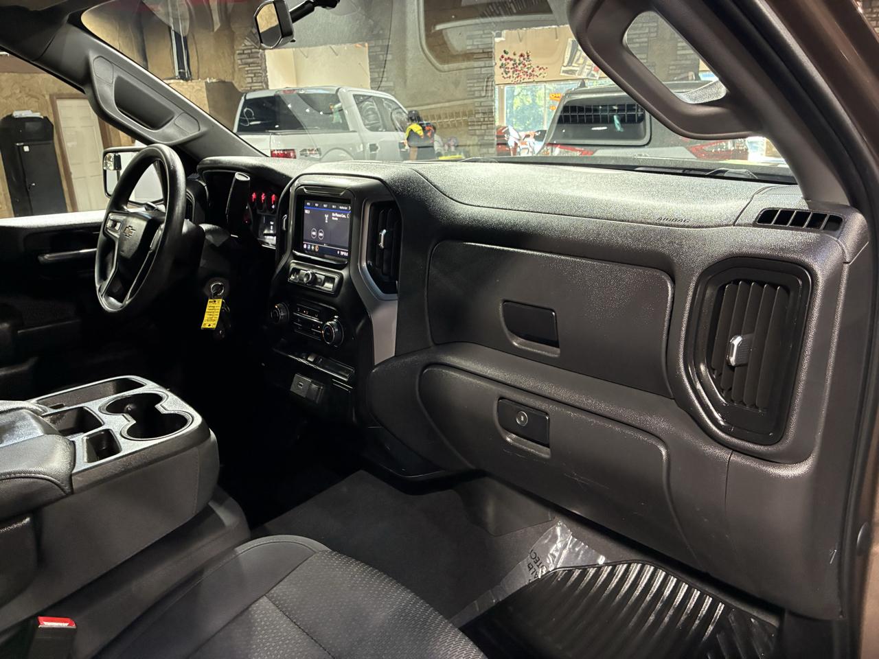 Chevrolet Silverado 1500 4WD Crew Cab 157" Custom 2019