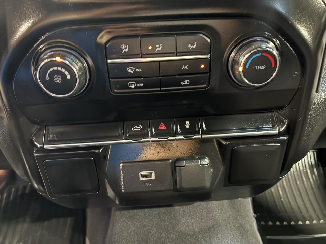 Chevrolet Silverado 1500 4WD Crew Cab 157" Custom 2019