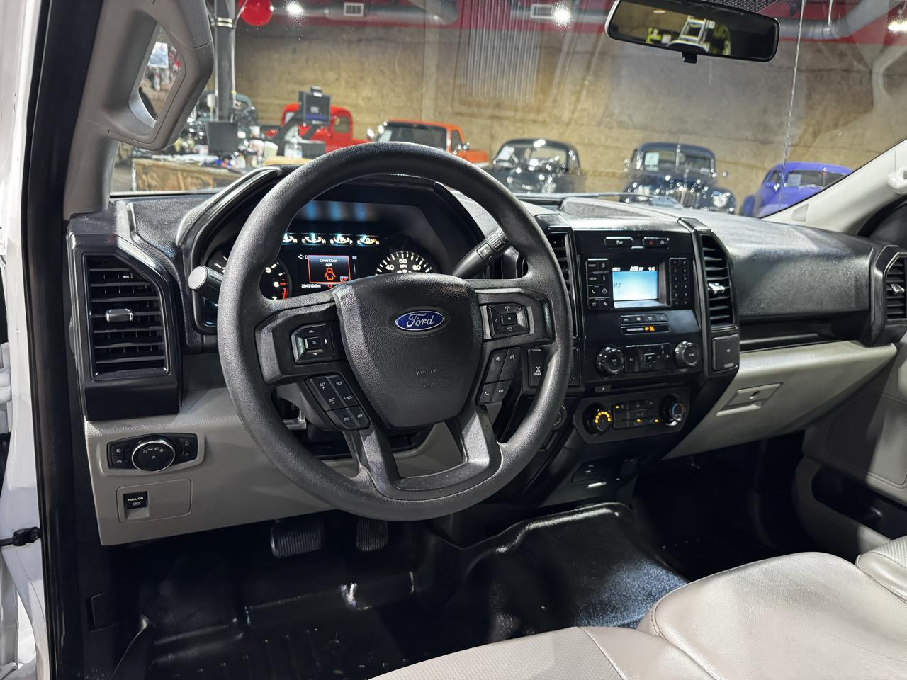 Ford F-150 XL 4WD SuperCrew 5.5' Box 2018