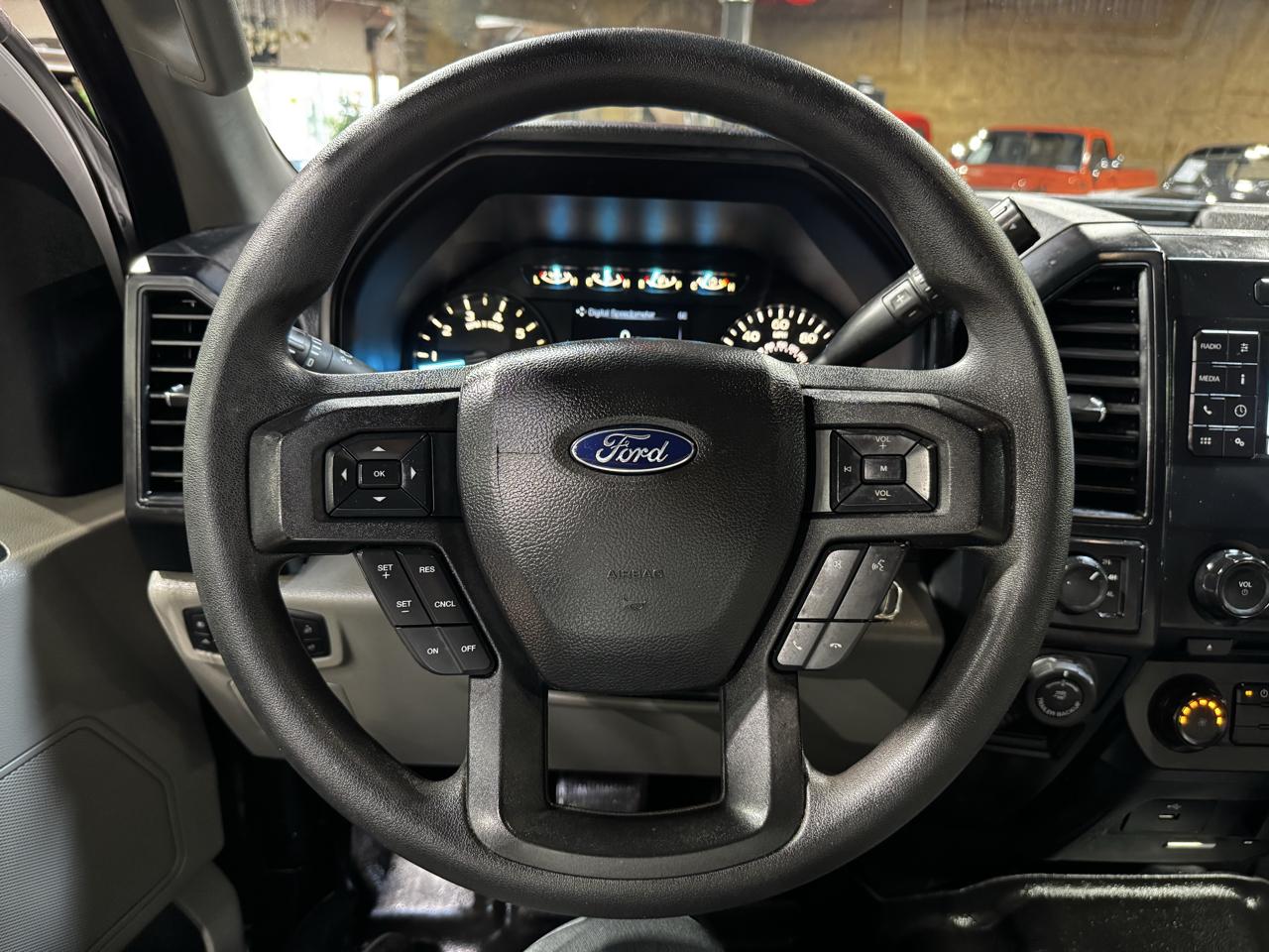 Ford F-150 XL 4WD SuperCrew 5.5' Box 2018