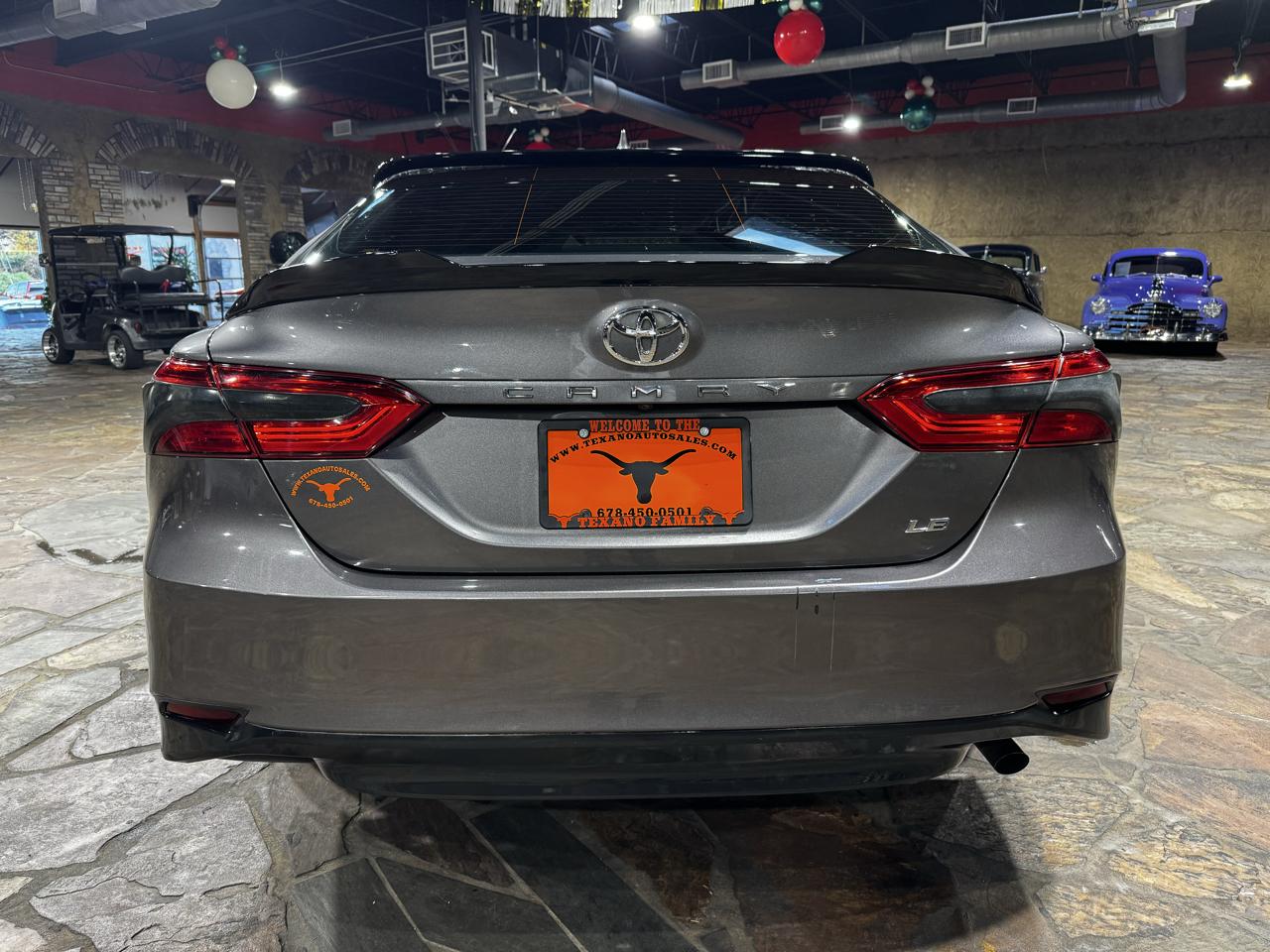 Toyota Camry XLE Auto (Natl) 2019