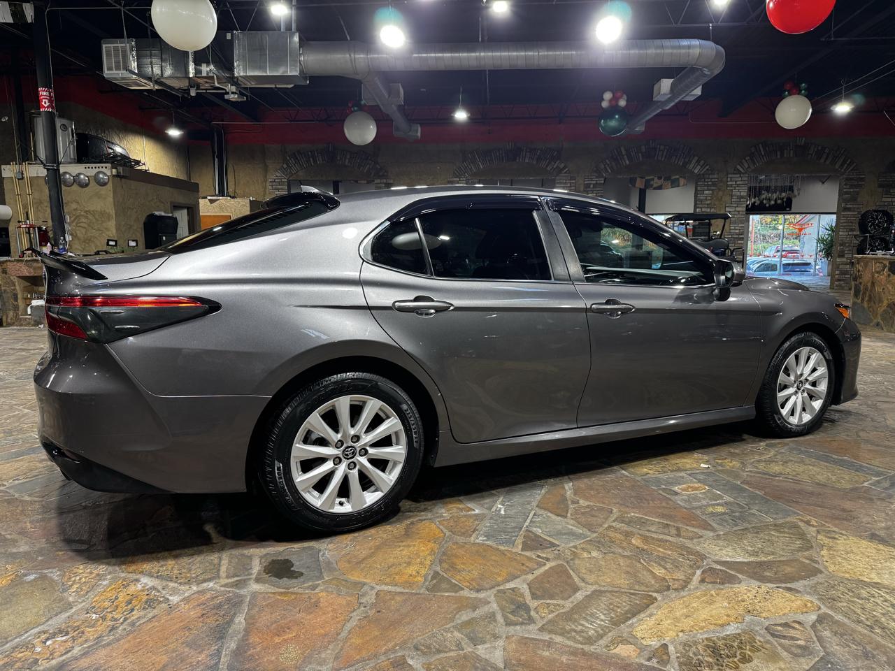 Toyota Camry XLE Auto (Natl) 2019