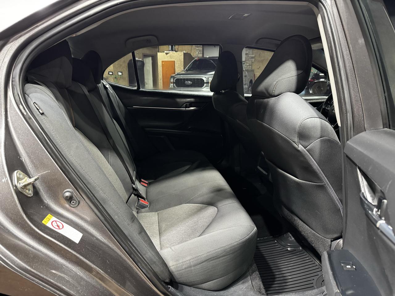 Toyota Camry XLE Auto (Natl) 2019