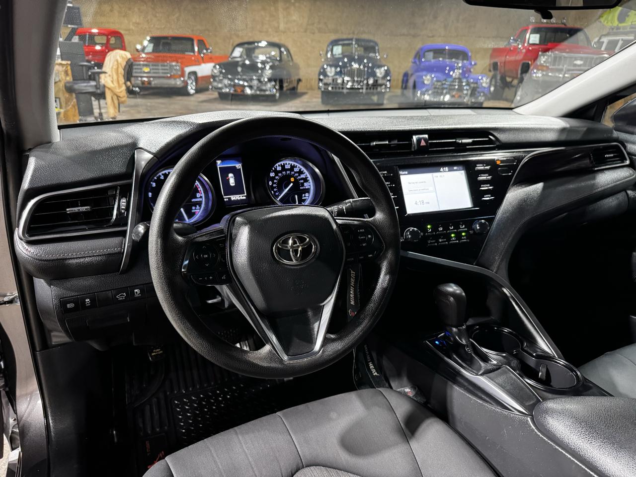 Toyota Camry XLE Auto (Natl) 2019