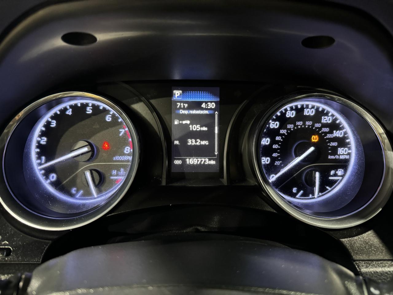 Toyota Camry XLE Auto (Natl) 2019