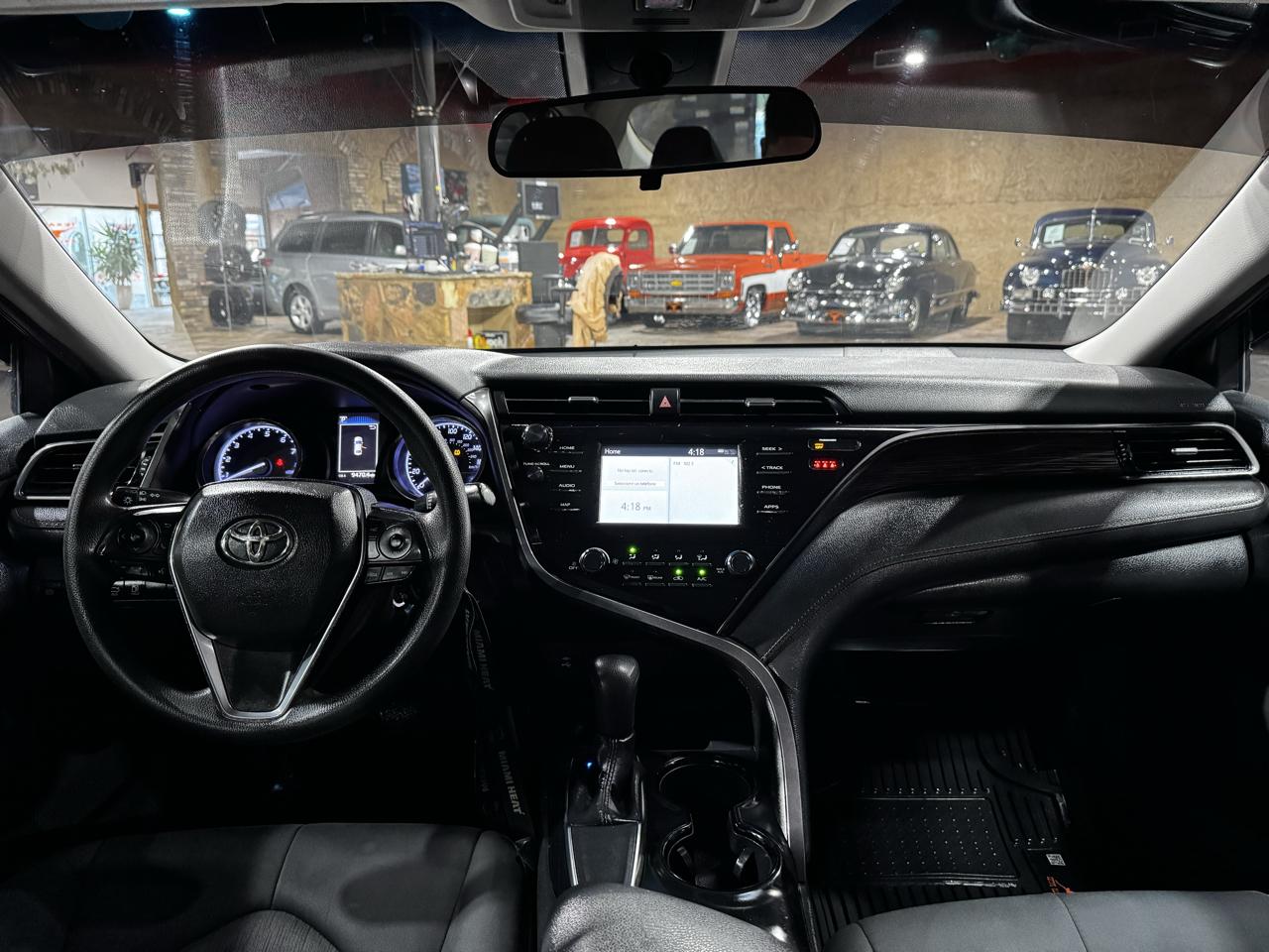 Toyota Camry XLE Auto (Natl) 2019