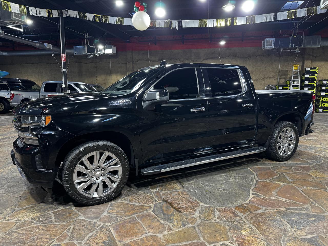 Chevrolet Silverado 1500 4WD Crew Cab 147" High Country 2019