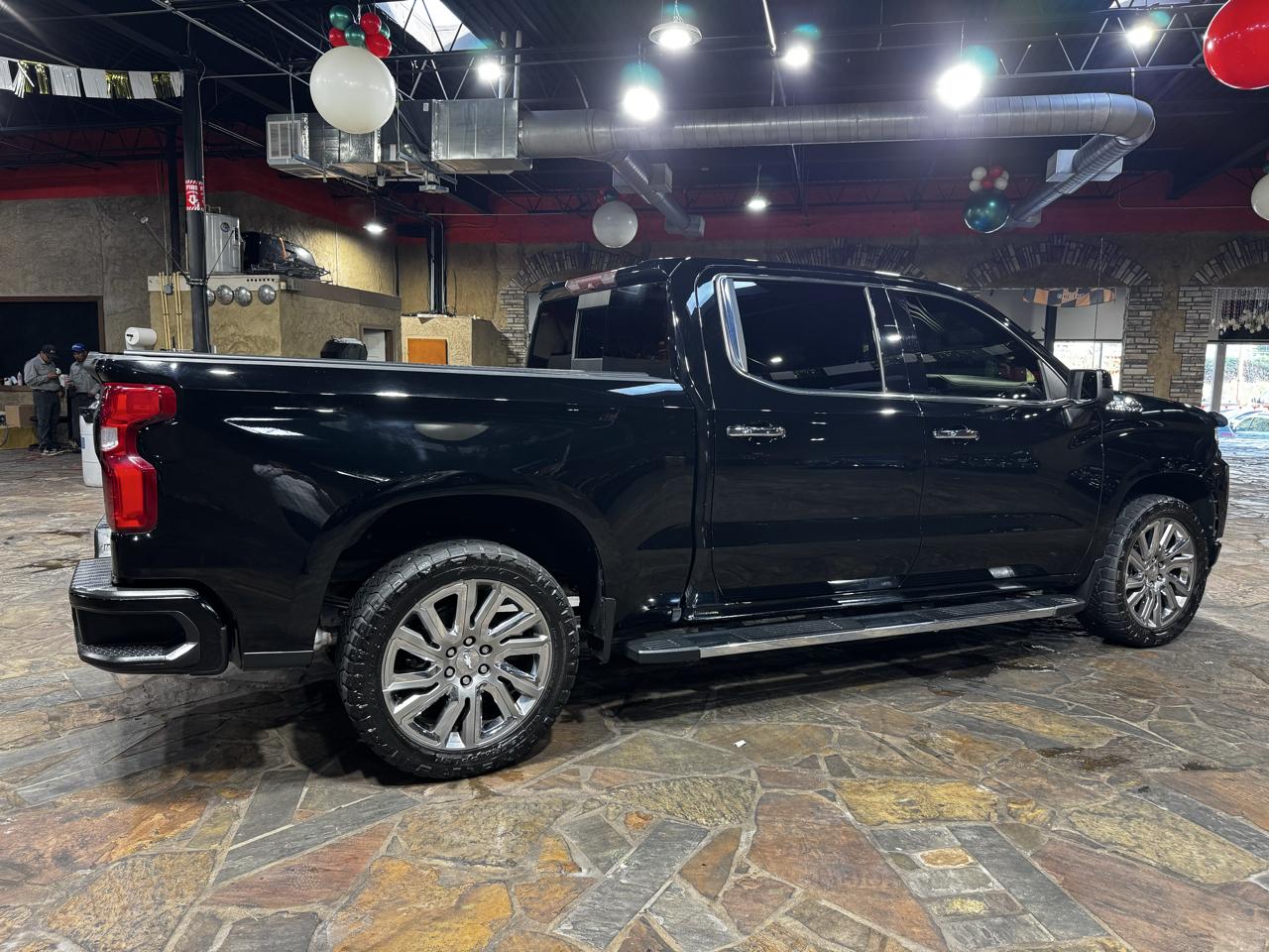 Chevrolet Silverado 1500 4WD Crew Cab 147" High Country 2019
