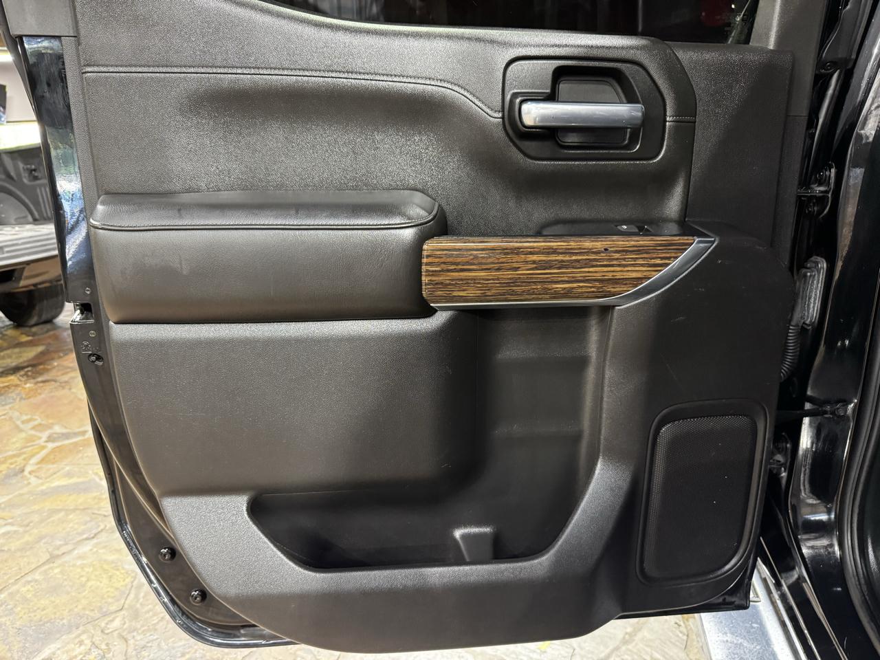 Chevrolet Silverado 1500 4WD Crew Cab 147" High Country 2019