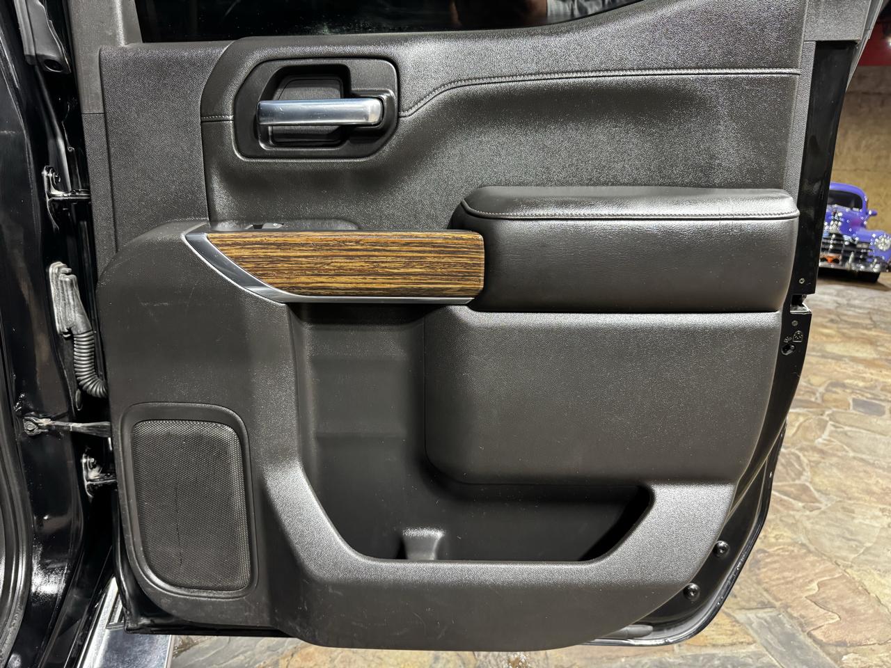 Chevrolet Silverado 1500 4WD Crew Cab 147" High Country 2019