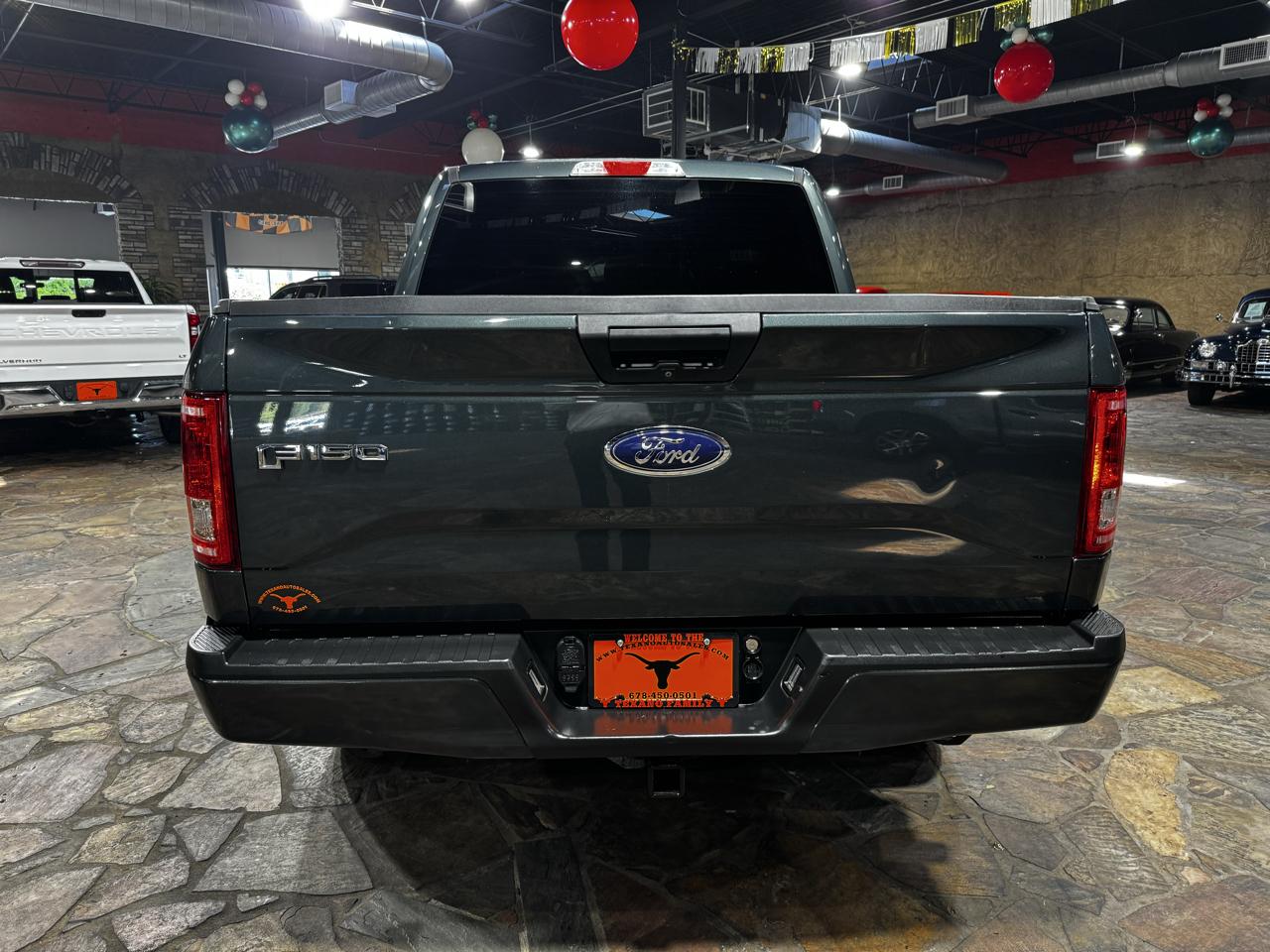 Ford F-150 4WD SuperCrew 145" Lariat 2015